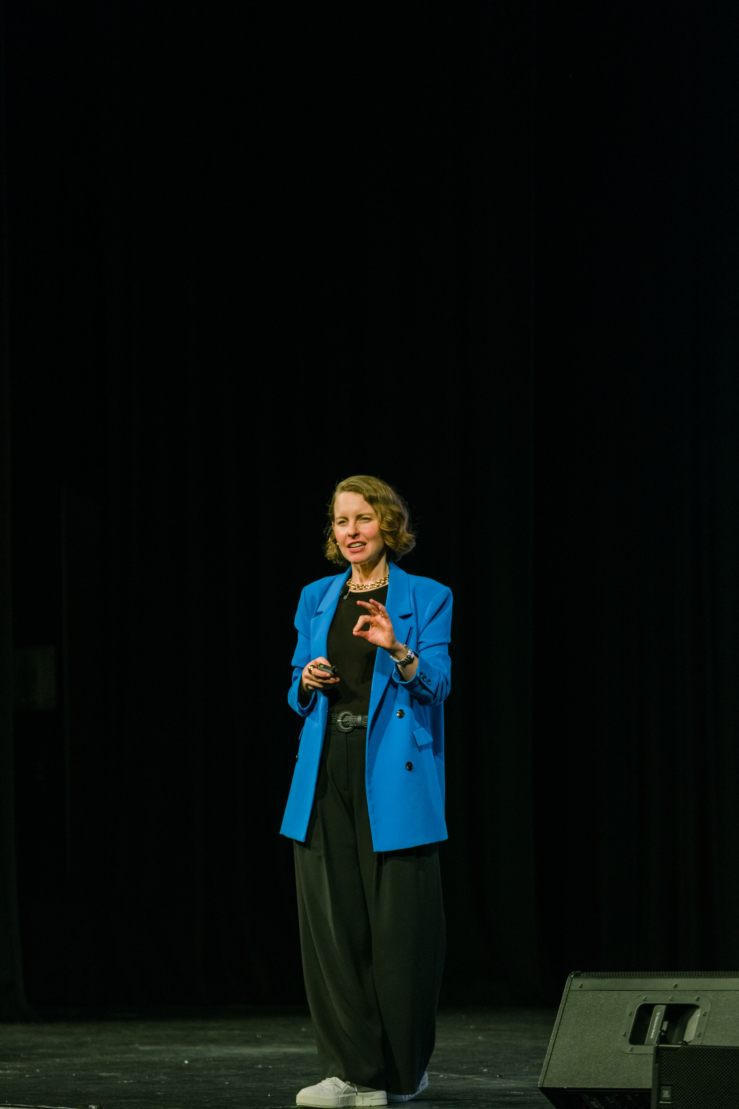Michelle Rushton presenting on stage